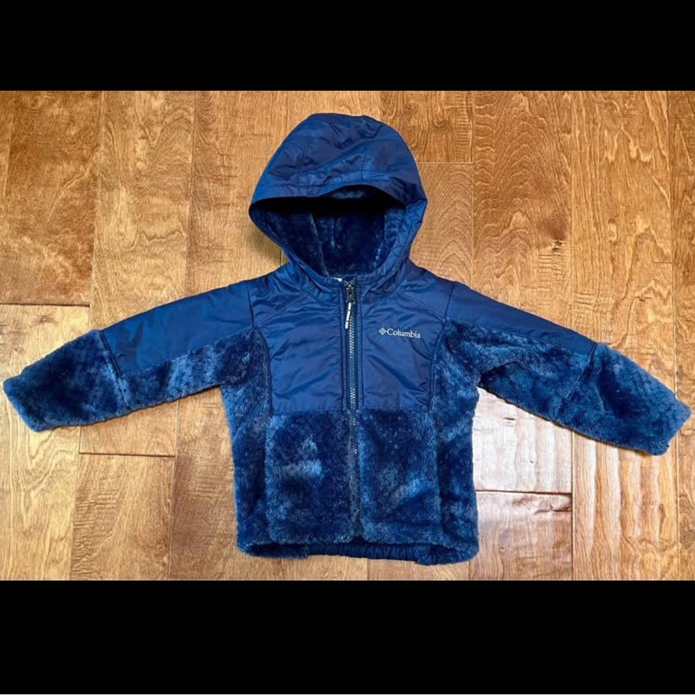 RARE!! Toddler Girls Columbia Hooded Fireside Sherpa Coat - 2T - Navy Blue